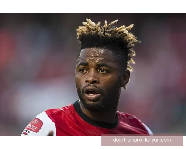 非洲足球文化特色展现了独特的艺术表现和社区凝聚力 非洲足球文化特色展现了独特的艺术表现和社区凝聚力