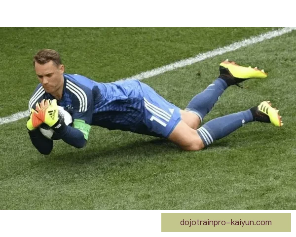 诺伊尔职业生涯表现全面分析与趋势判断